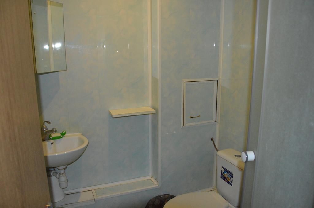 Chernobyl Type Rooms In A Block Flat House Šiauliai Kamer foto