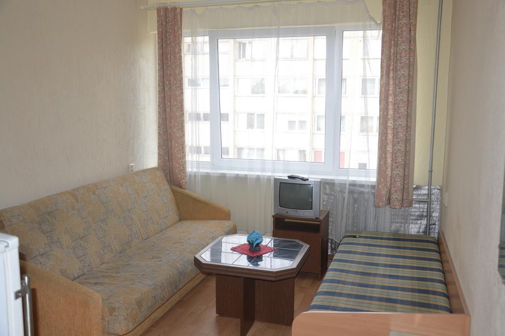 Chernobyl Type Rooms In A Block Flat House Šiauliai Buitenkant foto