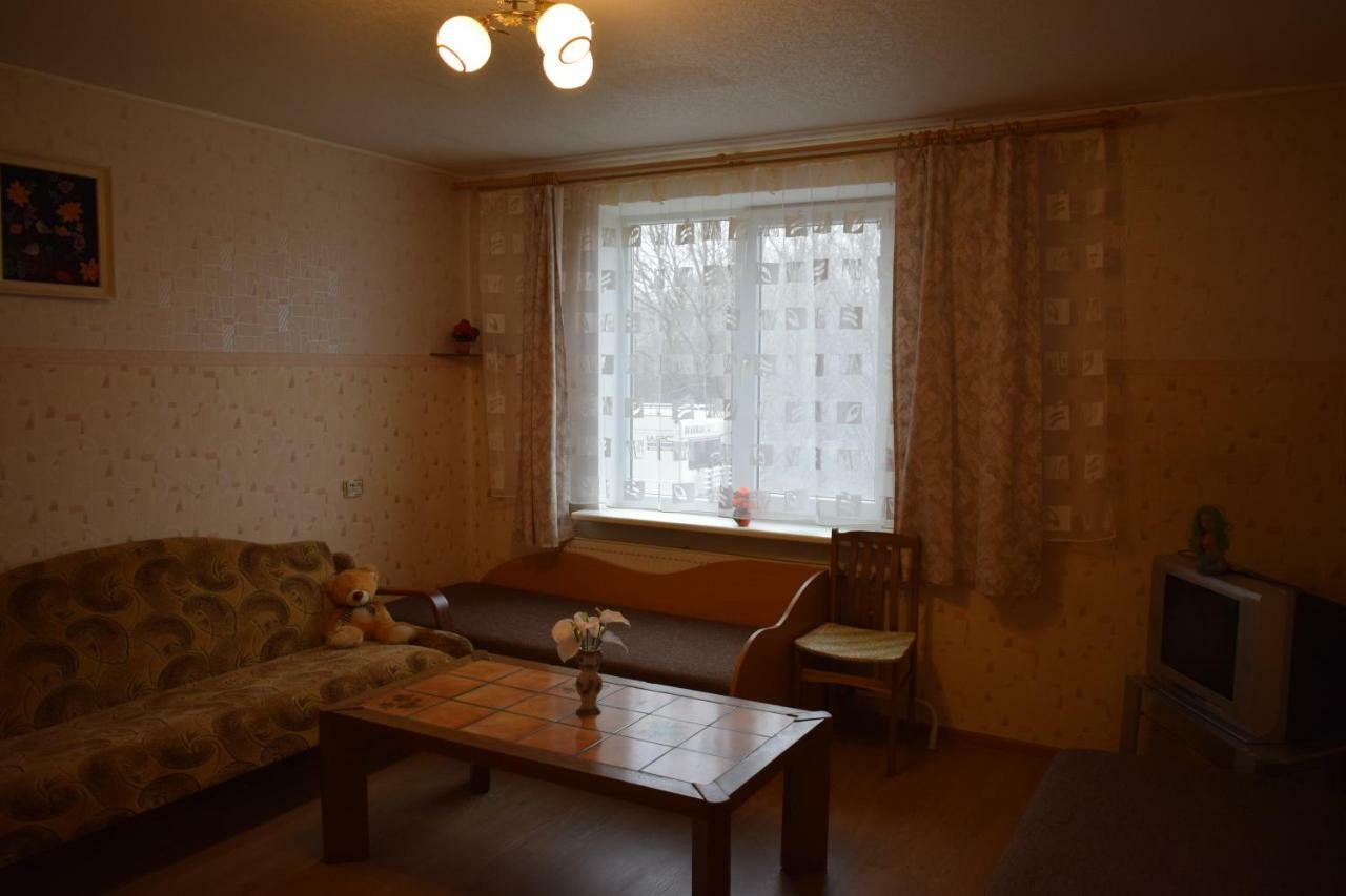 Chernobyl Type Rooms In A Block Flat House Šiauliai Buitenkant foto