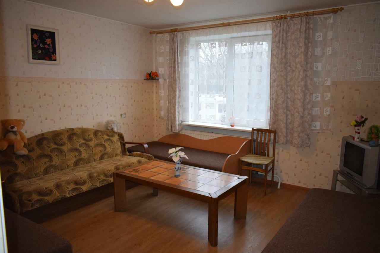 Chernobyl Type Rooms In A Block Flat House Šiauliai Buitenkant foto